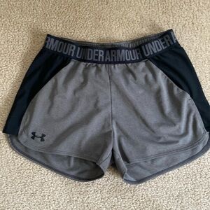 Grey woman’s Under Armour short